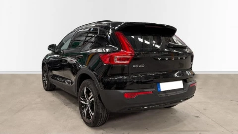 Volvo XC40 B3 G Plus Dark Auto 120 kW (163 CV)