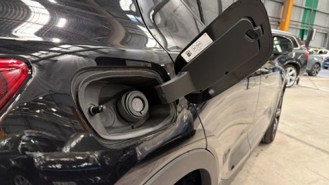 Volvo XC40 B3 G Plus Dark Auto 120 kW (163 CV)