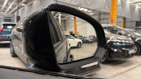 Volvo XC40 B3 G Plus Dark Auto 120 kW (163 CV)