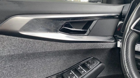 Renault Espace Techno E-Tech full hybrid 146kW