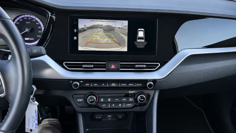 Kia Niro 1.6 GDi HEV 104kW (141CV) Drive