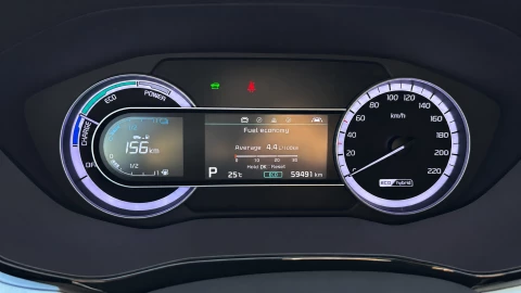 Kia Niro 1.6 GDi HEV 104kW (141CV) Drive