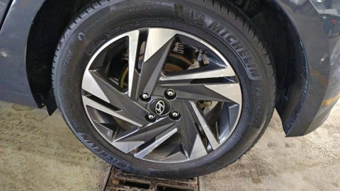 Hyundai i20 1.0 TGDI 74kW (100CV) 48V Klass