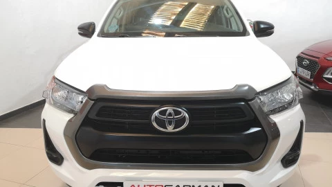Toyota Hilux 2.4 D4D Cabina Doble GX