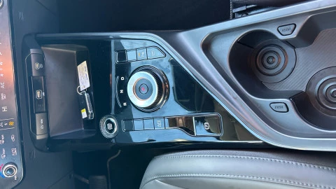 Kia Niro 1.6 GDi HEV 104kW (141CV) Drive