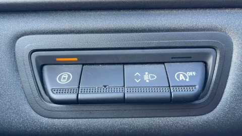 Renault Captur techno Eco-G 100cv (74 kW)