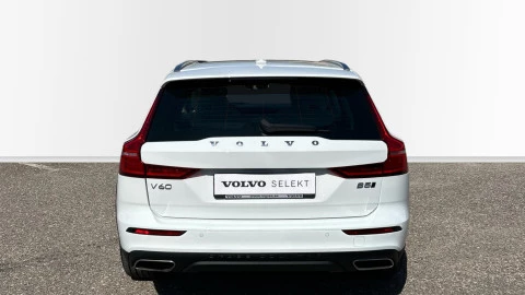 Volvo V60 Cross Country 2.0 B5 (G) AWD Cross Country Pro AUTO
