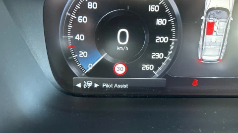Volvo V60 Cross Country 2.0 B5 (G) AWD Cross Country Pro AUTO