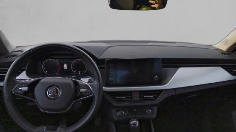 Skoda Kamiq 1.0 TSI 70kW (95CV) Emotion