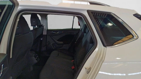 Skoda Kamiq 1.0 TSI 70kW (95CV) Emotion