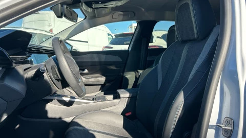 Peugeot 308 5P Allure Hybrid MHEV 145 e-DCS6