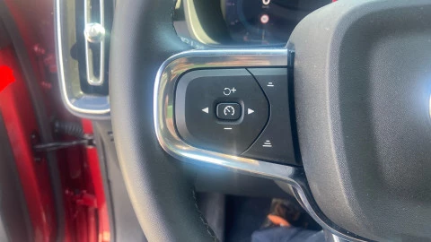 Volvo XC40 2.0 B3 G Core Auto