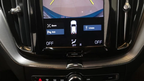 Volvo XC60 2.0 D4 R-Design Auto