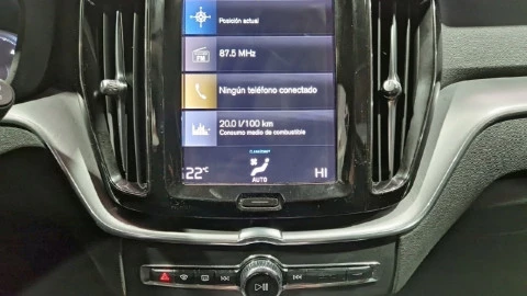 Volvo XC60 2.0 B4 G Momentum Pro Auto