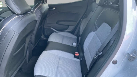 Renault Clio Techno E-Tech full hybrid 145 (103kw)