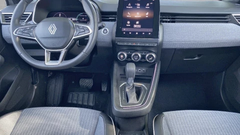 Renault Clio Techno E-Tech full hybrid 145 (103kw)