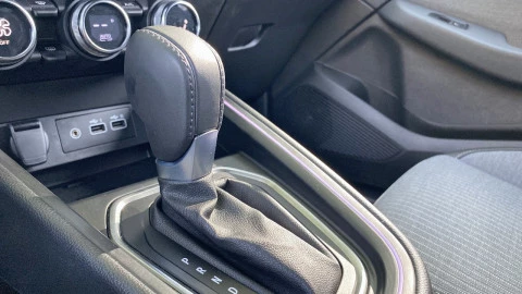 Renault Clio Techno E-Tech full hybrid 145 (103kw)