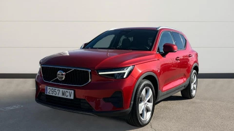 Volvo XC40 2.0 B3 G Momentum Core Auto