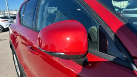 Volvo XC40 2.0 B3 G Momentum Core Auto