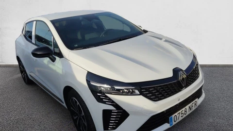 Renault Clio Techno full hybrid E-Tech 145 (103Kw)