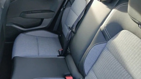 Renault Clio Techno full hybrid E-Tech 145 (103Kw)