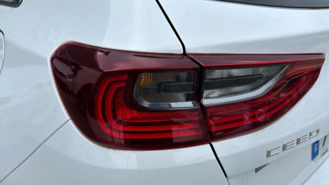 Kia Ceed 1.5 MHEV 103kW (140CV) Tech DCT