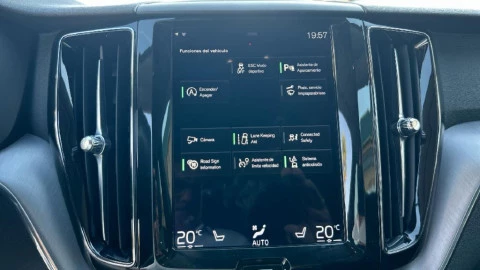 Volvo XC60 2.0 D4 Business Plus Auto