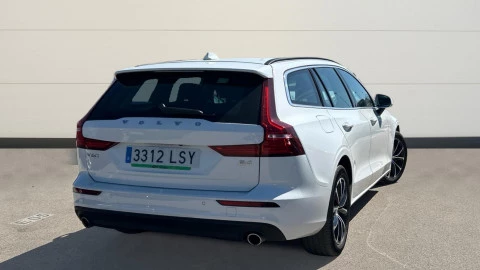 Volvo V60 2.0 B4 (G) Momentum Pro Auto