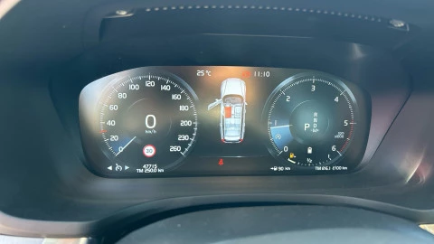 Volvo V60 2.0 B4 (G) Momentum Pro Auto