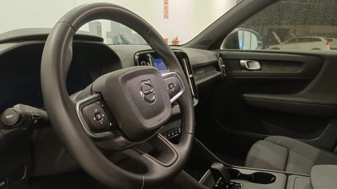 Volvo EX40 Single Core Auto