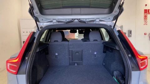 Volvo EX40 Single Core Auto