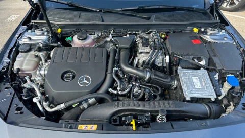 Mercedes-Benz CLA CLA 250 e Shooting Brake