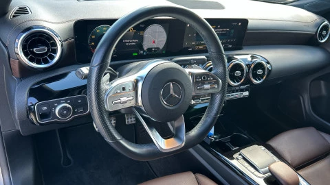 Mercedes-Benz CLA CLA 250 e Shooting Brake