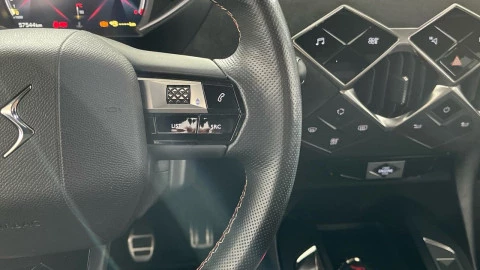 DS 3 Crossback PureTech 73 kW Manual PERFORMANCE LINE