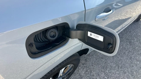 Volvo XC60 2.0 B5 G AWD Plus Dark Auto