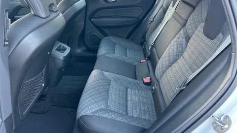 Volvo XC60 2.0 B4 D Core Auto