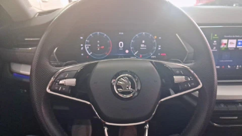 Skoda Octavia 1.5 TSI m-HEV 110kW(150CV) DSG Selection