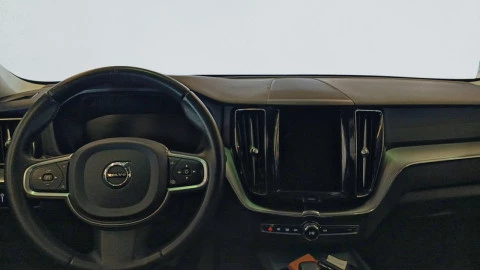 Volvo XC60 2.0 B4 D Momentum Pro Auto