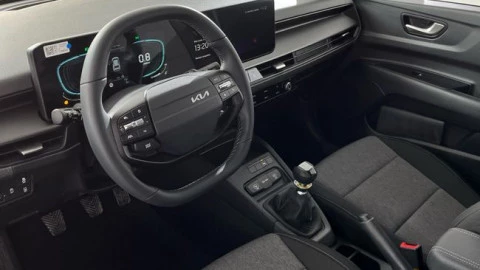 Kia Stonic 1.0 T-GDi 85kW (115CV) MHEV Concept