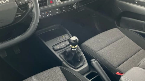 Kia Stonic 1.0 T-GDi 85kW (115CV) MHEV Concept