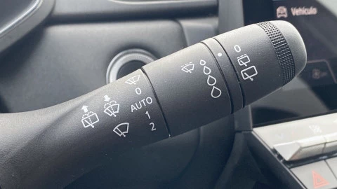 Renault Captur techno Eco-G 100cv (74 kW)