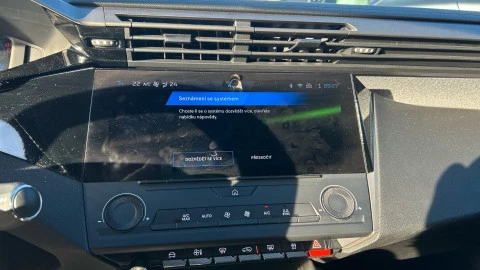 Peugeot 308 5P Allure Hybrid MHEV 145 e-DCS6