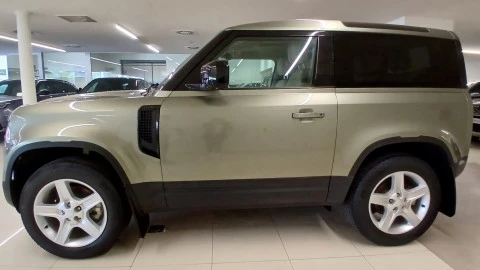 Land Rover Defender 3.0 D200 S 90 Auto 4WD MHEV