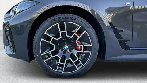 BMW i4 eDrive40