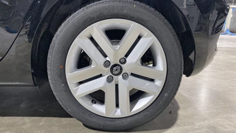 Renault Clio Evolution E-Tech full hybrid 145 (103kw)