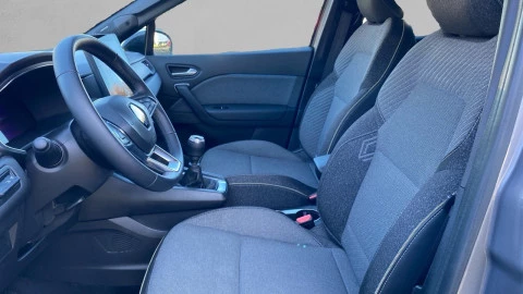 Renault Captur techno Eco-G 100cv (74 kW)