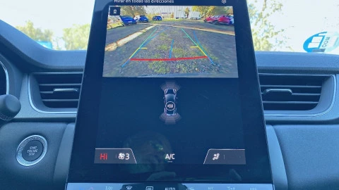 Renault Captur techno Eco-G 100cv (74 kW)