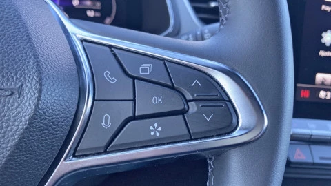 Renault Captur techno Eco-G 100cv (74 kW)