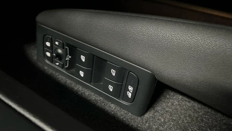 Volvo XC40 2.0 B3 G Core Auto