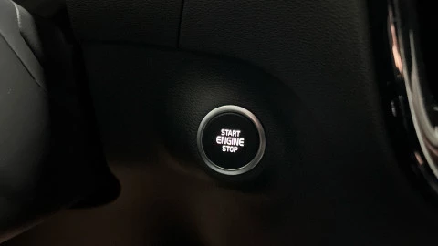 Volvo XC40 2.0 B3 G Core Auto